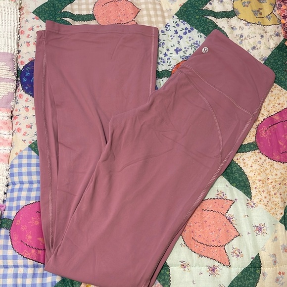 Lululemon Groove Pants - Picture 1 of 4